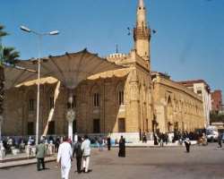 Al-Hussein Mosque is very near to the market you can also visit there while planing a tour of the market. It is said that the Mosque contain the oldes